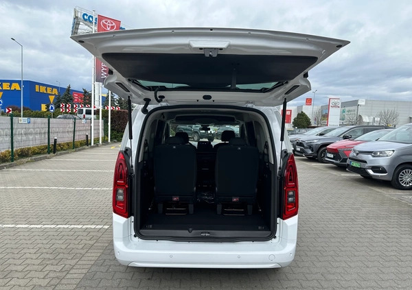 Toyota Proace City Verso cena 142100 przebieg: 5, rok produkcji 2023 z Wąchock małe 92